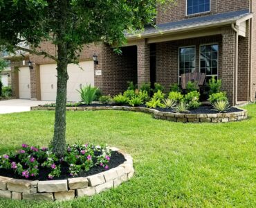 featured image - 5 Landscaping Tips Every Homeowner Should Know