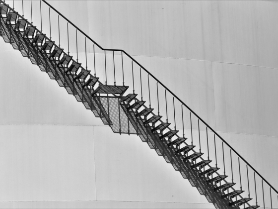 featured image - Benefits of Choosing Steel Over Other Materials When Building