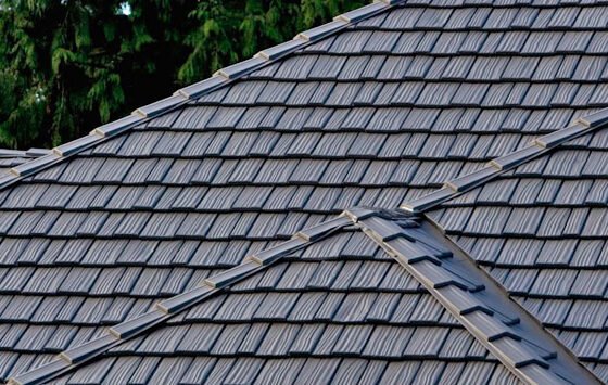 featured image - A Homeowner's Guide on How to Choose the Best Types of Roof Materials