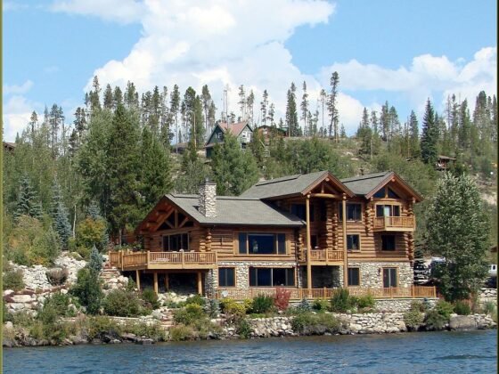 featured image - Top Reasons Why LakeFront Property Investment Is Great