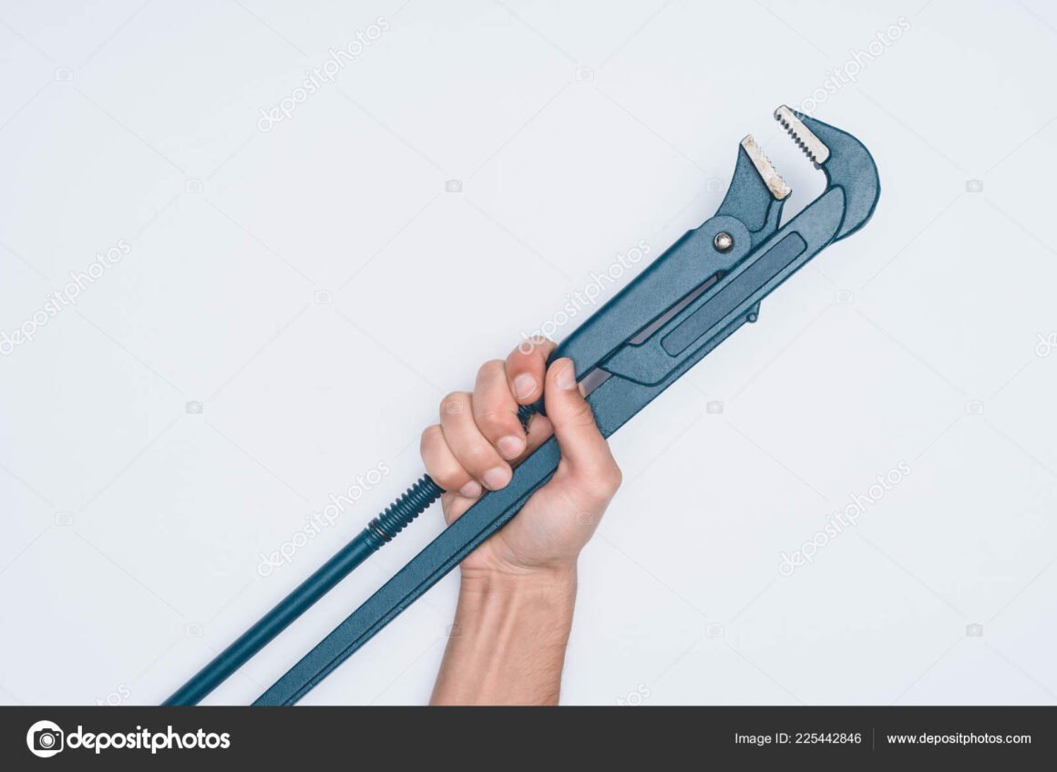 featured image - Reasons to Use Plumbers in Knoxville Hero Services