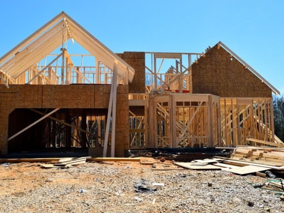 featured image - How to Find the Right Professional When Building A New Home