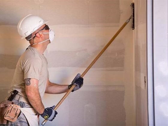 featured image - How to Sand Drywall Fast (Sanding Patch, Mud, Corners, Ceiling)