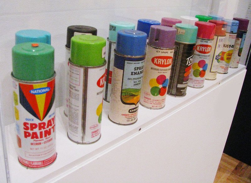 Should You Use Exterior Spray Paint or Regular Paint to Paint Your Home image - Should You Use Exterior Spray Paint or Regular Paint to Paint Your Home
