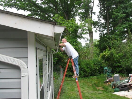 featured image - This Is How to Clean the Exterior of a House