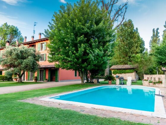 featured image - 10 Easy Steps to Open Your Above Ground Pool This Spring