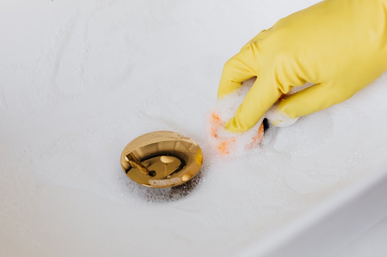 Featured image - 6 Chemical-Free Ways to Unclog a Drain