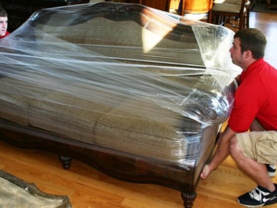 featured image - How to Choose an Office Moving Company In 2021