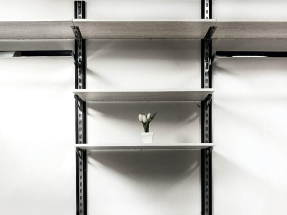 Featured image - How to Style Shelves: 5 Secret Ideas to Get you Started