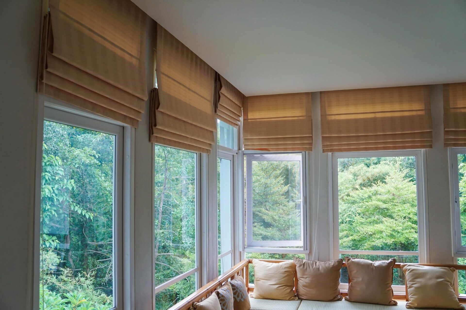 featured image - Best Window Treatments for Residential Rooms