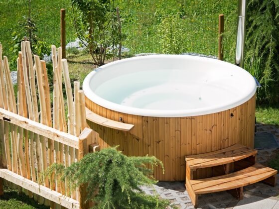 featured image - Everything You Need to Know When Moving a Hot Tub