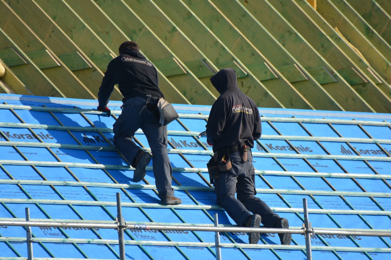 image - Why Hiring Professional Roofers Are Better Than Diy
