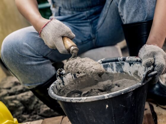 featured image - 6 Benefits of Hiring Concrete Contractors for Your Home Project