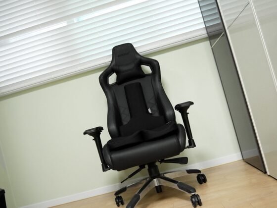 featured image - Essential Tips to Consider While Buying Seat Cushion For Office Chair Online