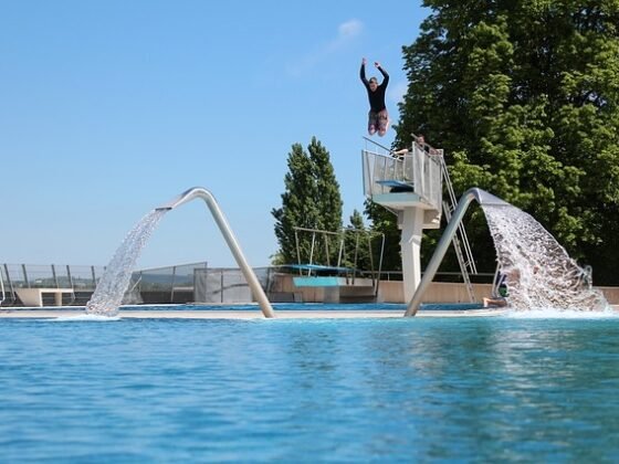 featured image - What are the Benefits of a Plunge Pool?