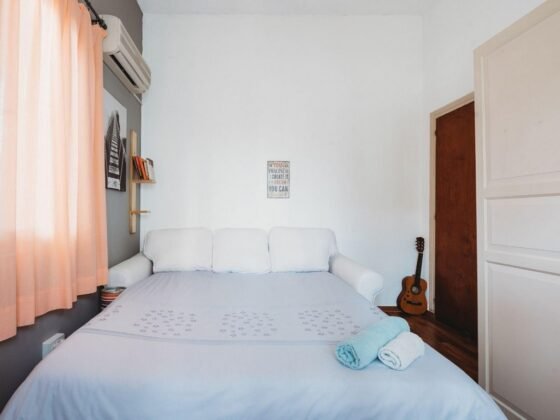 featured image - 10 Factors to Consider When Choosing a Personal Bedroom Mattress