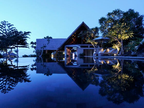 featured image - Building Holiday and Vacation Rental Homes on a Budget