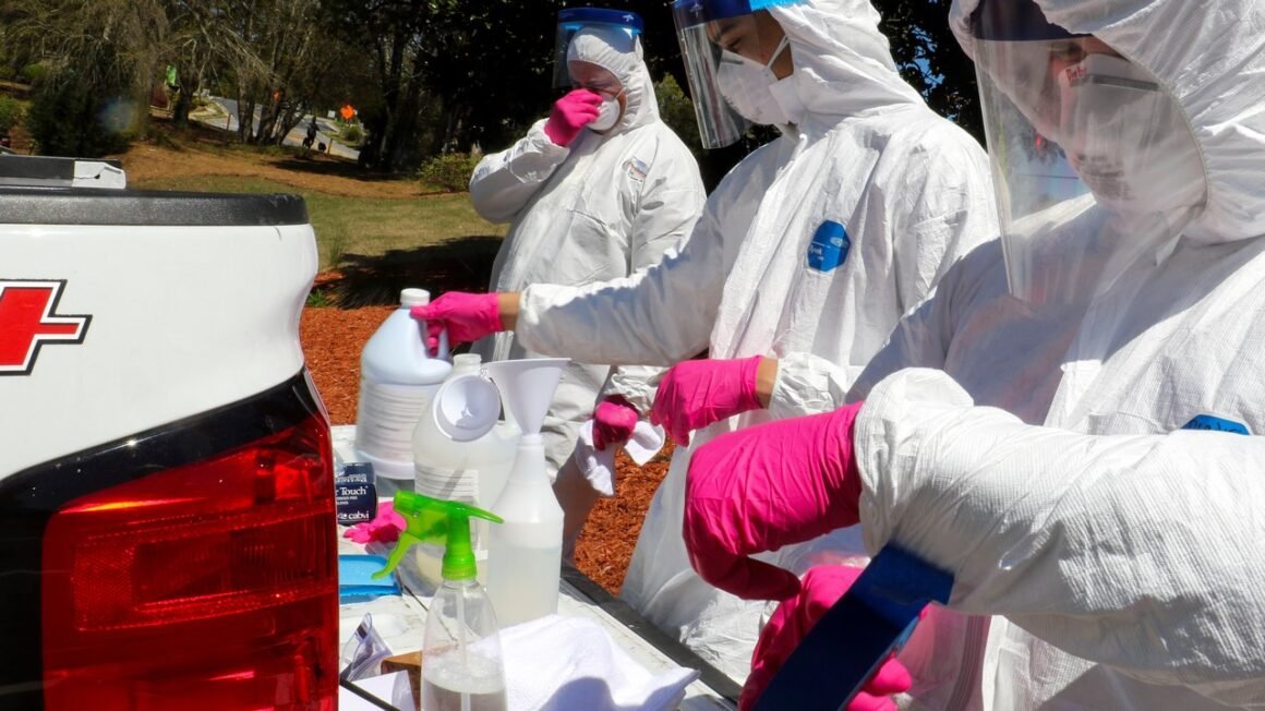 featured image - What is Decontamination Cleaning?