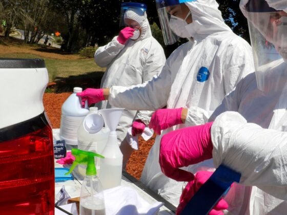 featured image - What is Decontamination Cleaning?