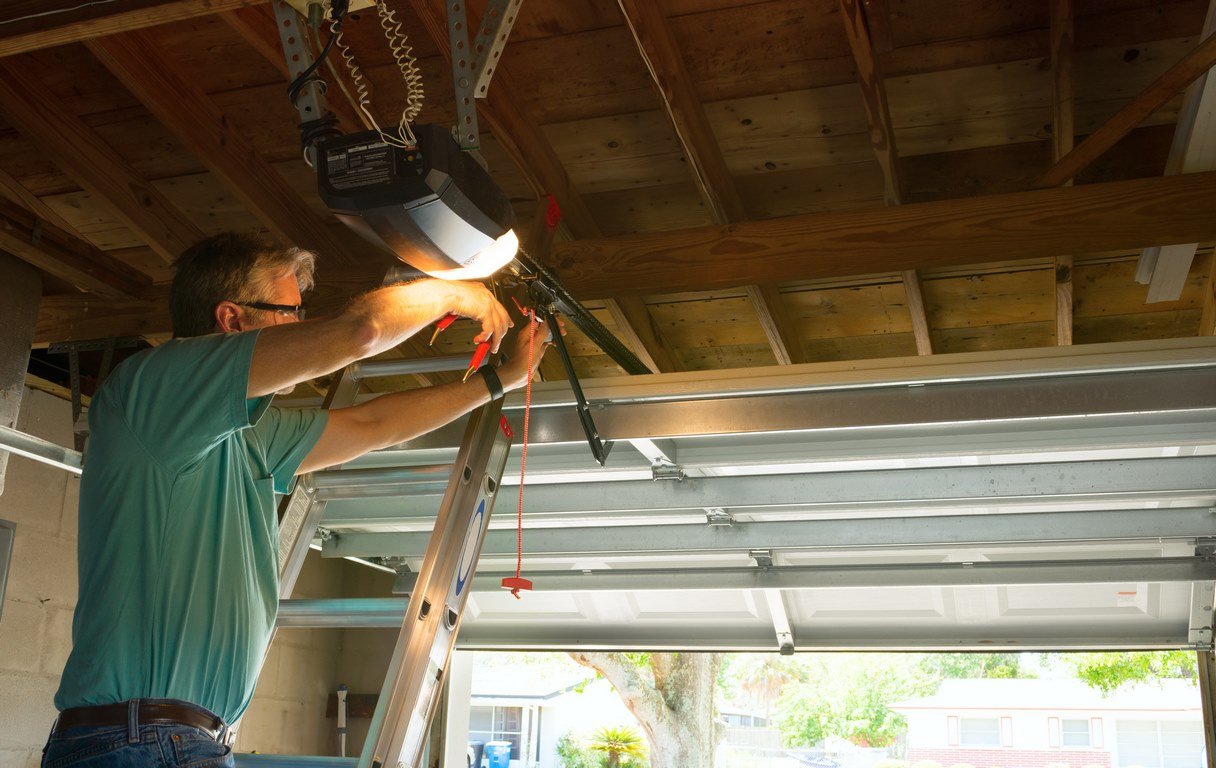 5 Garage Door Maintenance Tips for Your Commercial Space image - 5 Garage Door Maintenance Tips for Your Commercial Space
