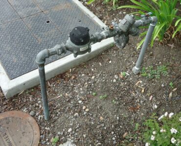 featured image - 5 Tips on How to Prevent Pipes from Bursting