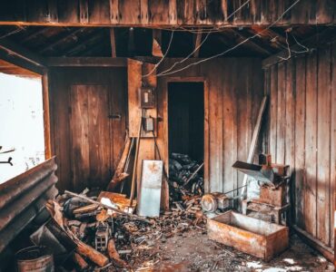 featured iamge - 6 Tips to Clean Your House After a Natural Disaster