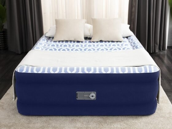 featured image - How to Make an Air Mattress More Comfortable?