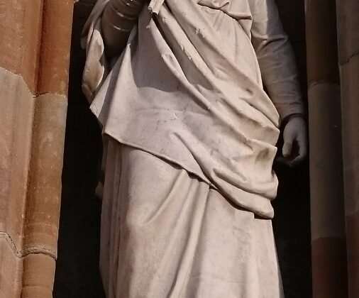 featured image - Three Catholic Art Pieces to Make an Excellent Housewarming Gift to Your Friend