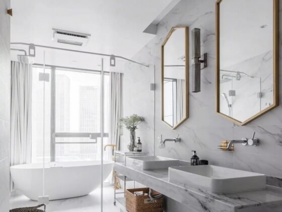 featured image - Pro Tips for Bathroom Refurbishments