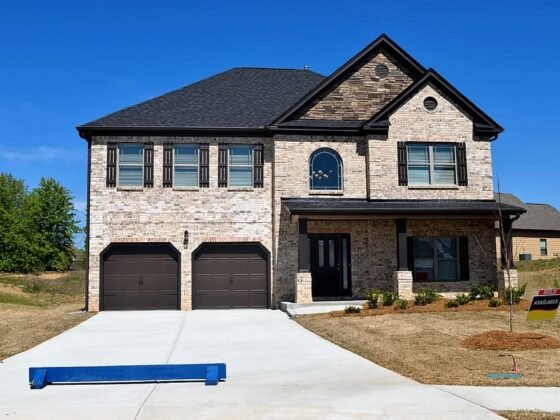 featured image - How to Buy a House in Canada for First Timers?