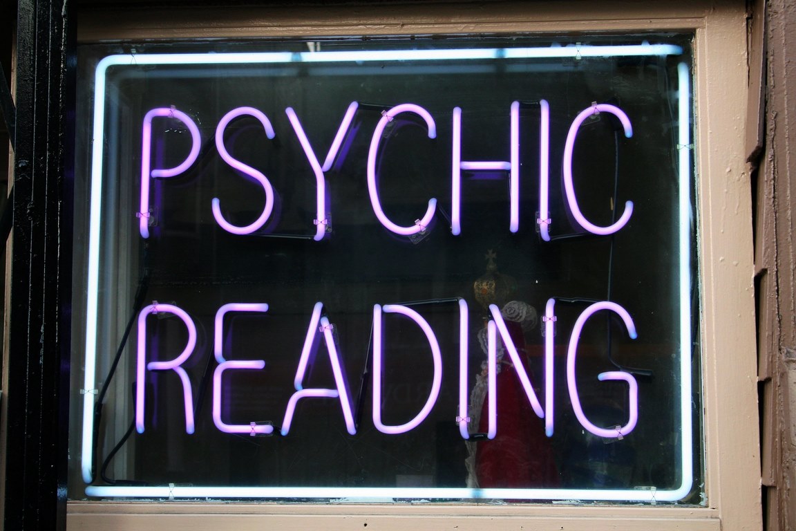 image - How Can a Psychic Reading Affect Your Life?