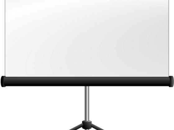 featured image - Best Projector Screen Buying Guide, What to Know Before You Buy