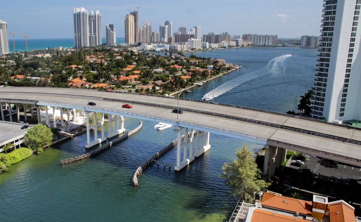 featured image - Miami Homes for Sale 12 Things to Know About the Real Estate Market
