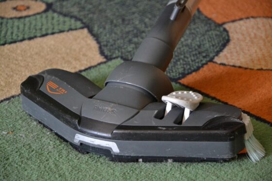 featured image - 6 Reasons Why Vacuuming is not a Replacement for Carpet Cleaning