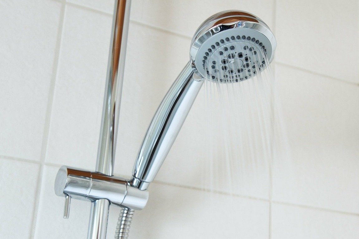 5 Tips to Reduce Your Hot Water Usage Without Compromising Comfort image - 5 Tips to Reduce Your Hot Water Usage Without Compromising Comfort