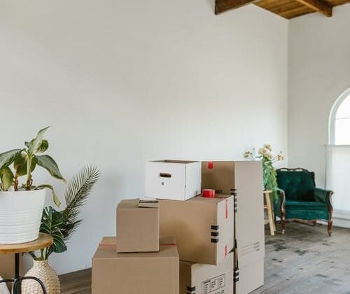 featured image - How Will You Select the Best Movers for Relocation?