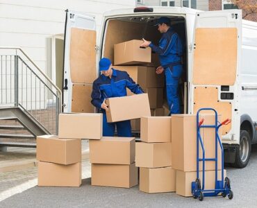 featured image - How to Save Up from Hiring a Moving Company