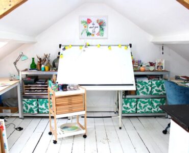 featured image - Convert Your Basic Room into an Aesthetic Home Art Studio