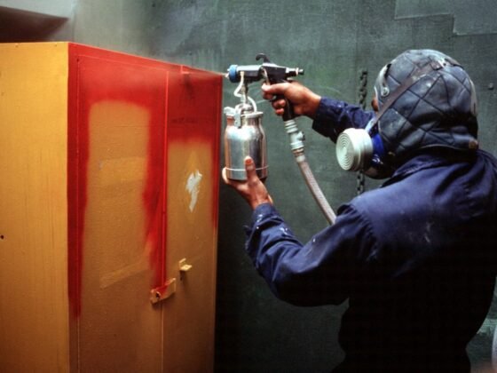 featured image - How to Choose the Right Paint Sprayer
