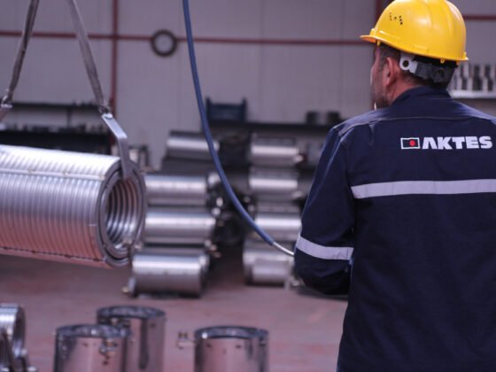 featured image - Key Qualities to Look for When Hiring an Engineer