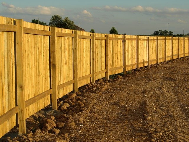 How to Tell if You Need New Fencing image - How to Tell if You Need New Fencing