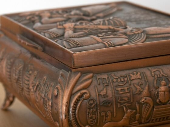 featured image - Explore the Varied Uses for Your Keepsake Box