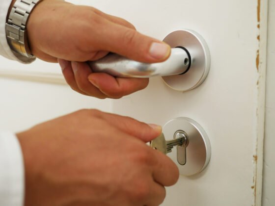 featured image - London's Top 3 Emergency Locksmith Businesses
