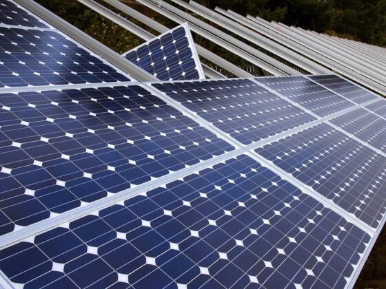 featured image - 11 Reasons Solar Panels are a Great Investment