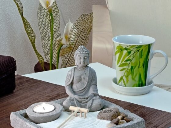 featured image - 5 Tips on Setting up Your Living Room with Good Feng Shui
