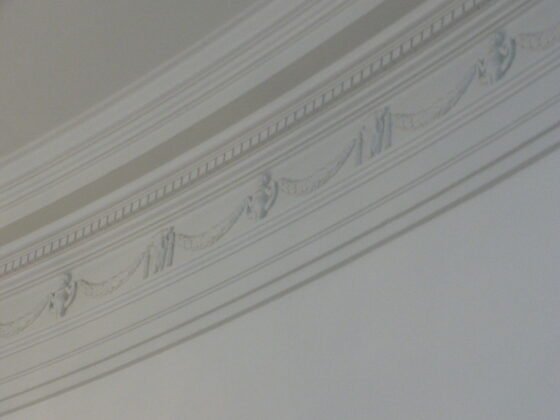 featured image - 8 Tips to Getting Your Stucco Repairs Done Right