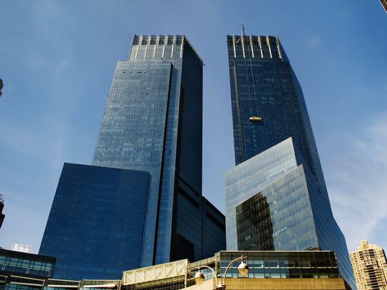 featured image - How to Choose a Building Directory Company for Your Business