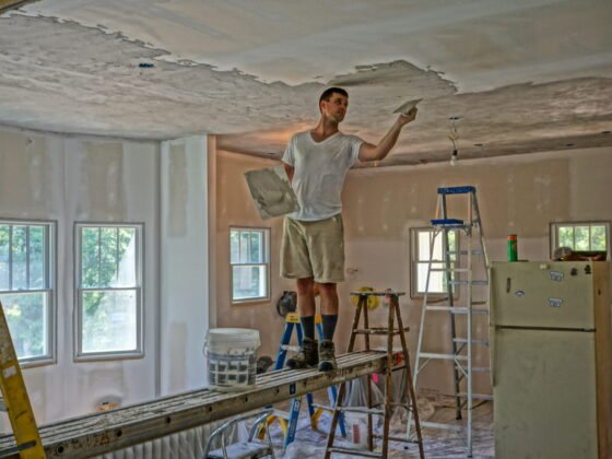 featured image - Renovating On a Budget Here Are Some Money Saving Tips!