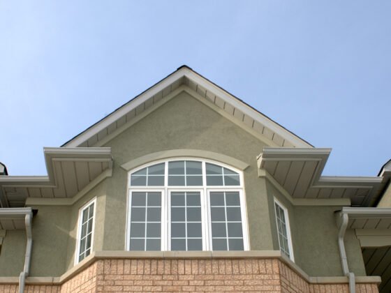 featured image - Stucco Vs Hardie Boards What’s Better