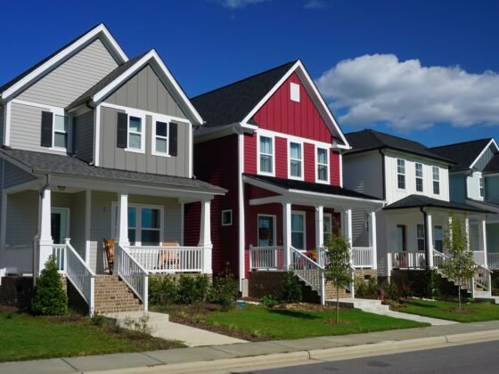 featured image - The Best Colour Combination for House Exterior